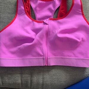 EUC Fabletics Front Zip High Impact Sports Bra